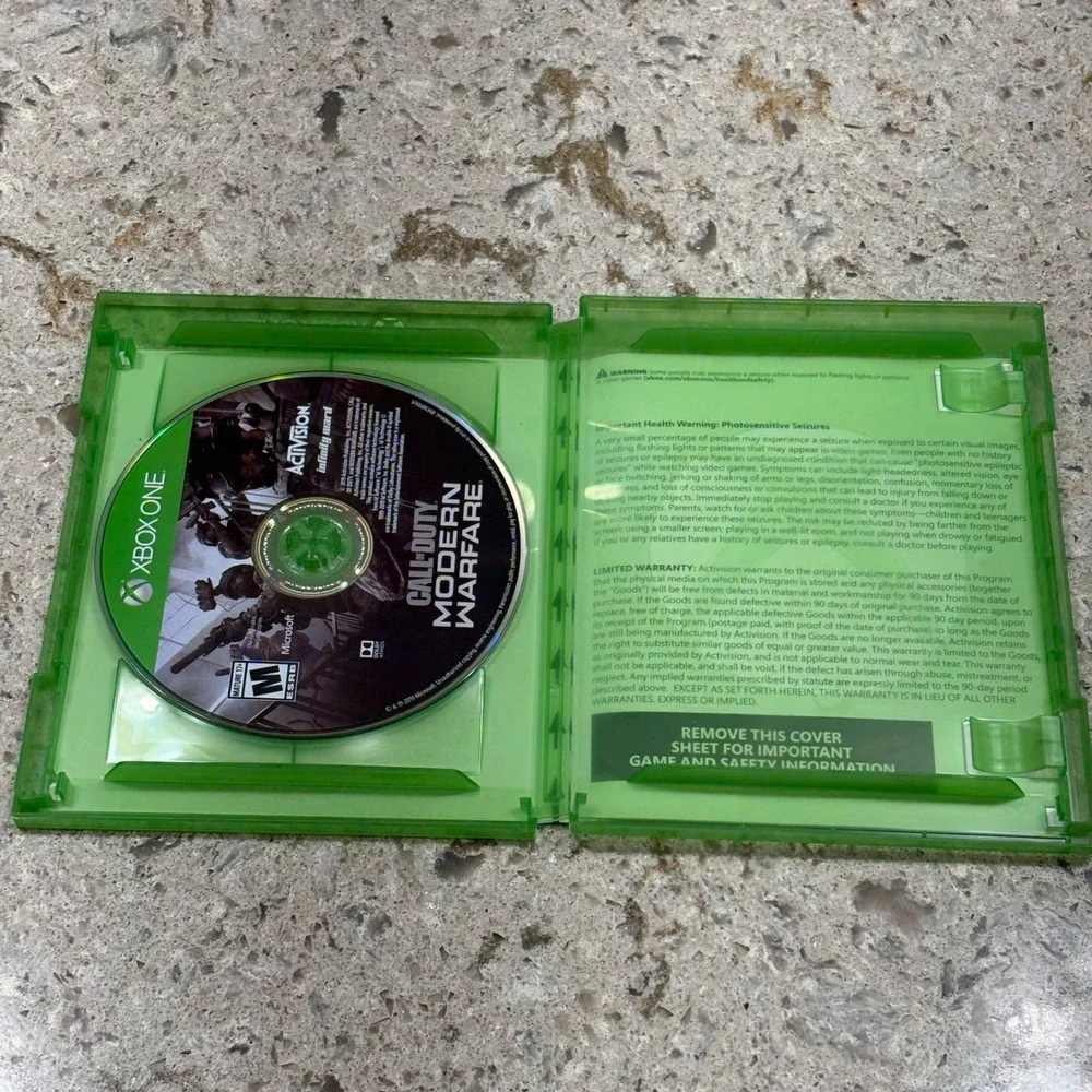 Call of Duty Modern‎ Warfare Xbox One Game - Campaign, Multiplayer, Co-op